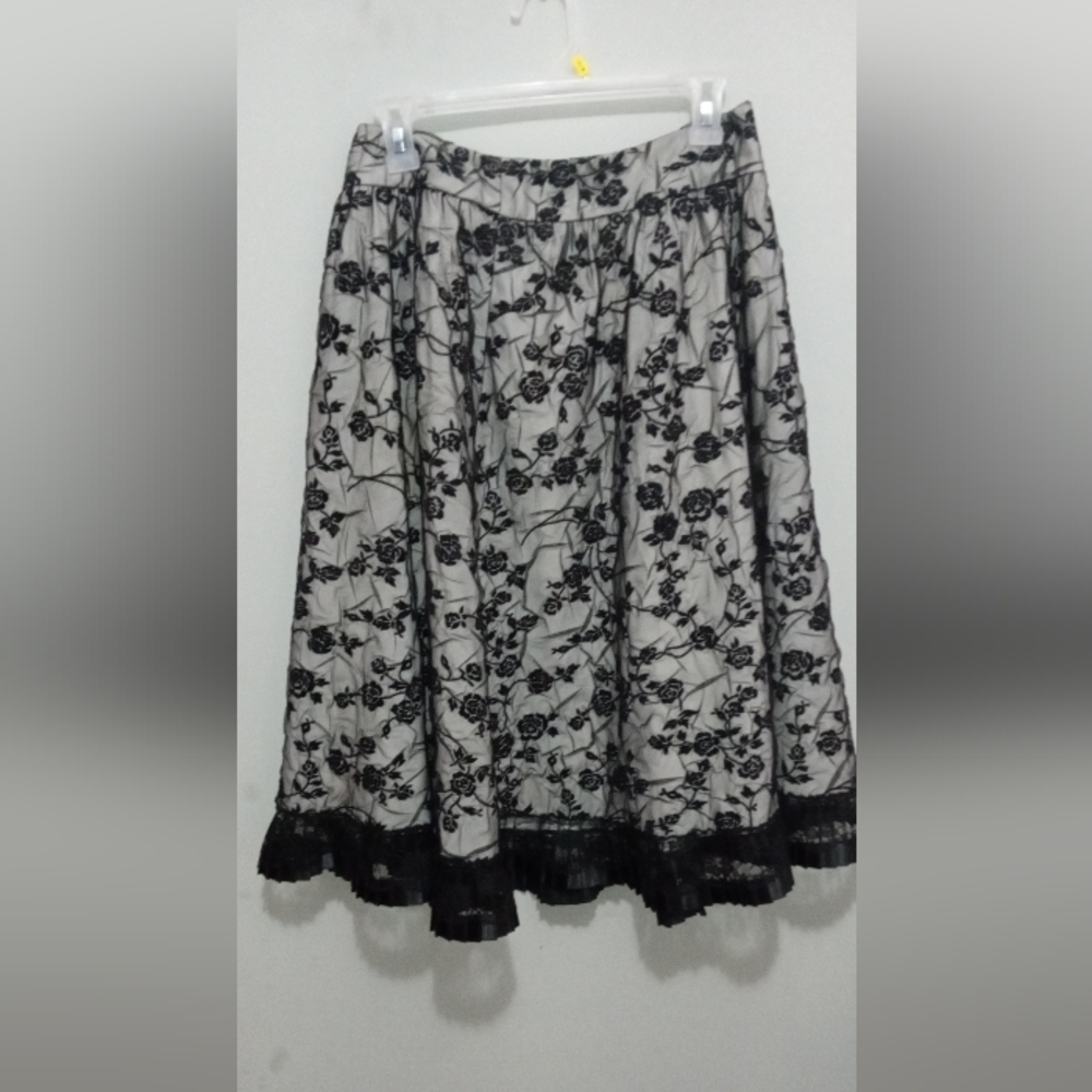 Beautiful Gray Skirt with Black Lace